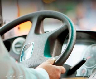 ҚАРАҒАНДЫДА ЖАЛҒАН КУӘЛІКПЕН ЖОЛАУШЫЛАР АВТОБУСЫН ЖҮРГІЗГЕН ЕР АДАМ ҰСТАЛДЫ