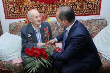​МЫҢ АЛҒЫС САҒАН, АРДАГЕР!