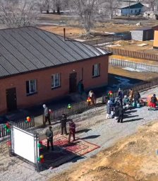 ​ЖЕЗДІ КЕНТІНДЕ ҚОНЫС АУДАРУ БАҒДАРЛАМАСЫ АЯСЫНДА ЖАҢА БАСПАНАЛАР ТАБЫСТАЛДЫ