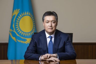 Асқар Мамин әкімдерге кәсіпкерлер көтерген мәселелерді жедел шешуді тапсырды