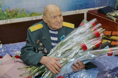 АРДАГЕРГЕ ҚҰРМЕТ КӨРСЕТТІ