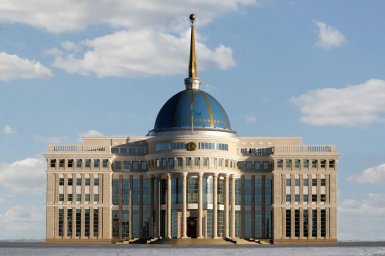 ПРЕЗИДЕНТ ПАРЛАМЕНТ МӘЖІЛІСІ ДЕПУТАТТАРЫНЫҢ КЕЗЕКТІ САЙЛАУЫН ТАҒАЙЫНДАУ ТУРАЛЫ ЖАРЛЫҚҚА ҚОЛ ҚОЙДЫ