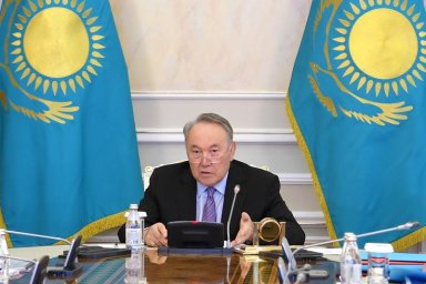 ​ЕЛБАСЫ ҚАУІПСІЗДІК КЕҢЕСІНІҢ ОТЫРЫСЫН ӨТКІЗЕДІ