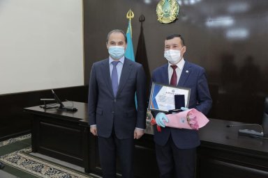 ВОЛОНТЕРЛАР ТӨСБЕЛГІМЕН МАРАПАТТАЛДЫ