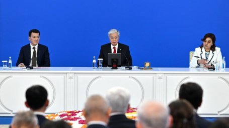 Ел дамуына қатысты ең өзекті мәселелер Бурабайдағы құрылтайда сөз болды