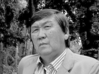 ​ЖАҚСЫЛАРДЫҢ БІРІ АЗАЙДЫ ЖЕРДЕГІ...