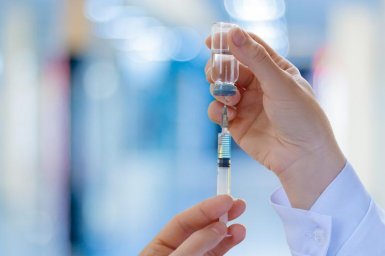 ​ҚАЗАҚСТАНДА ВАКЦИНАЦИЯ МІНДЕТТІ ӘРІ МӘЖБҮРЛІ МЕ?