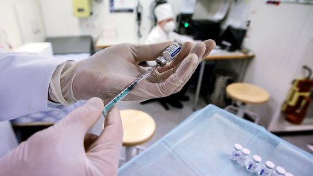 ​ОН БЕС МЫҢҒА ЖУЫҚ ЖЕЗҚАЗҒАНДЫҚ ВАКЦИНА САЛДЫРДЫ