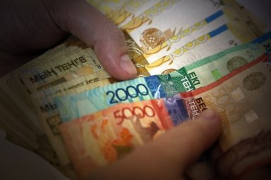 ​Жалақысы сақталмайтын демалысқа жіберілгендерге әлеуметтік төлем беріле басталды