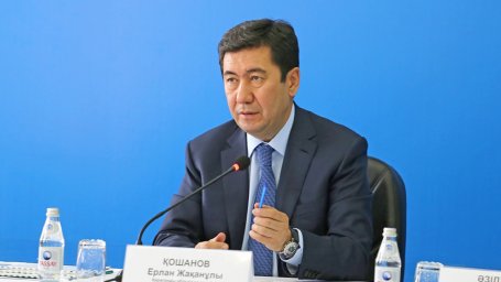 ЕРЛАН ҚОШАНОВ - МӘЖІЛІС ТӨРАҒАСЫ